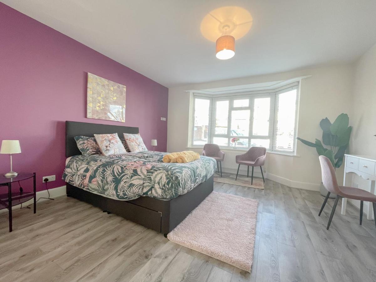 Large 3 Bedroom & 2 Bath - Ground Floor With Parking 伯恩茅斯 外观 照片